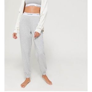 Calvin Klein modern cotton jogger